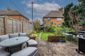 12, Castlefields, Hartfield TN7 4JA