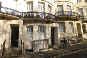 Flat 3, 5, Powis Square, Brighton BN1 3HH