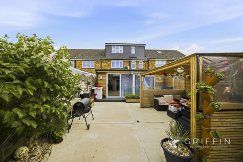 Dacre Crescent, Aveley, RM15