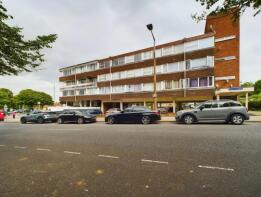 4, Balliol Chambers, Hollow Lane, Hitchin SG4 9SB