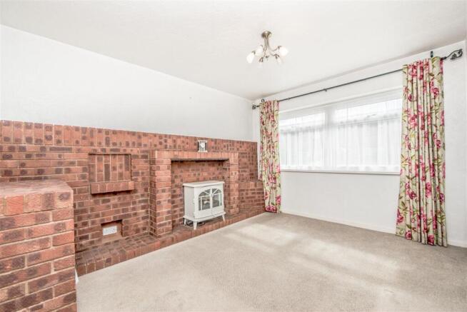 Living Room: