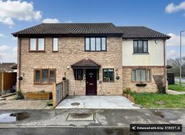 12, Ellswood, Laindon, Basildon SS15 4HE