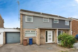 44, Beechcroft Avenue, Linford SS17 0RE