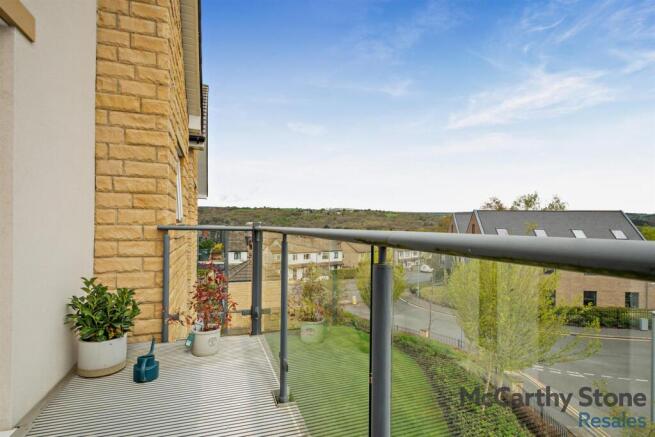 2 bed Apartment for sale Image 9