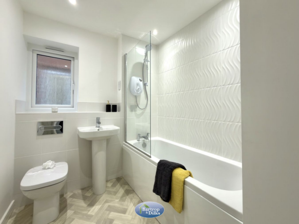 3 bed Semi-Detached for sale Image 4