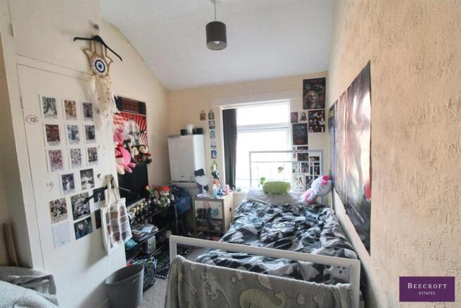 3 bed Terraced for sale Image 6