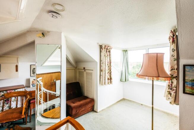 Bedroom/Office