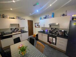 72, Ladybarn Lane, Manchester M14 6YU