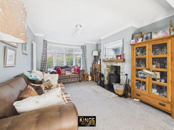 4 bed Semi-Detached for sale Image 6