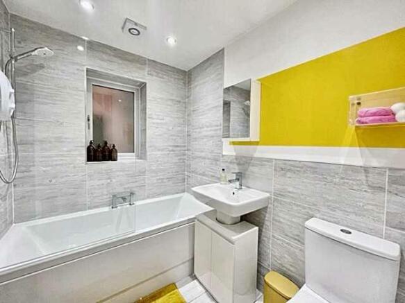 Family bathroom