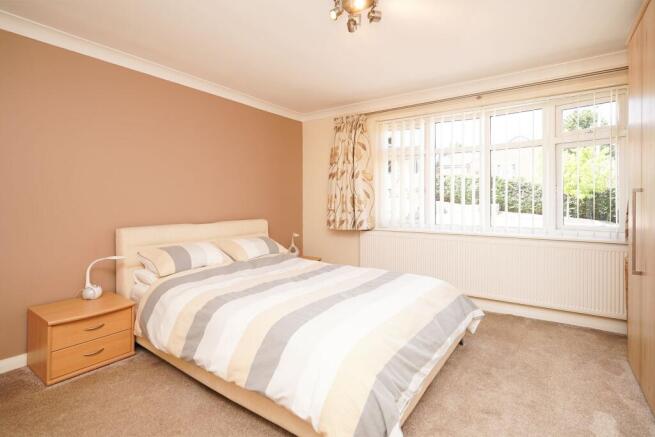 3 bed Detached Bungalow for sale Image 11