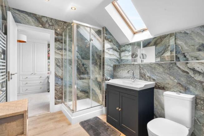7 bed Detached for sale Image 7