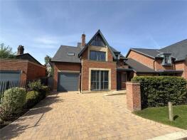 54, Bloomesbury Avenue, Manchester M20 2BN