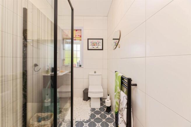 3 bed Semi-Detached for sale Image 11