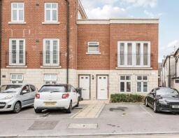 16, Bradford Road, Old Town, Swindon SN1 4FE