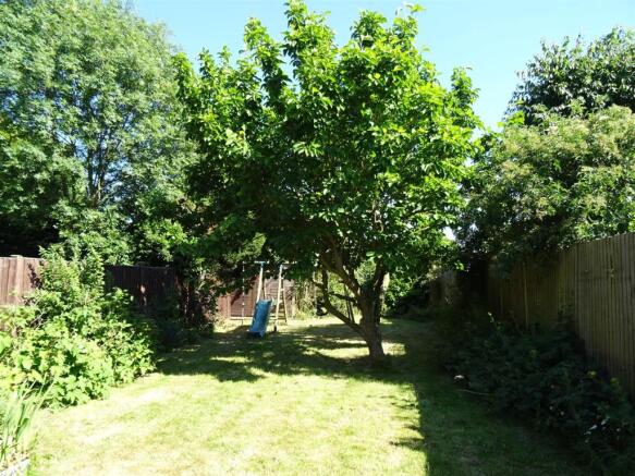 PRIVATE REAR GARDEN
