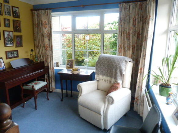 Photo 10