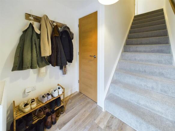 CAM03789G0-PR0011-ST