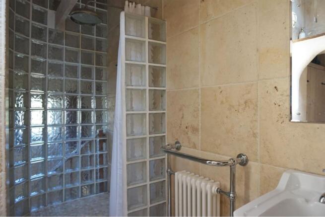 Master En-suite