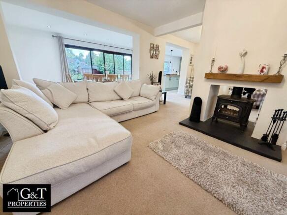 RECEPTION ROOM/OPEN PLAN