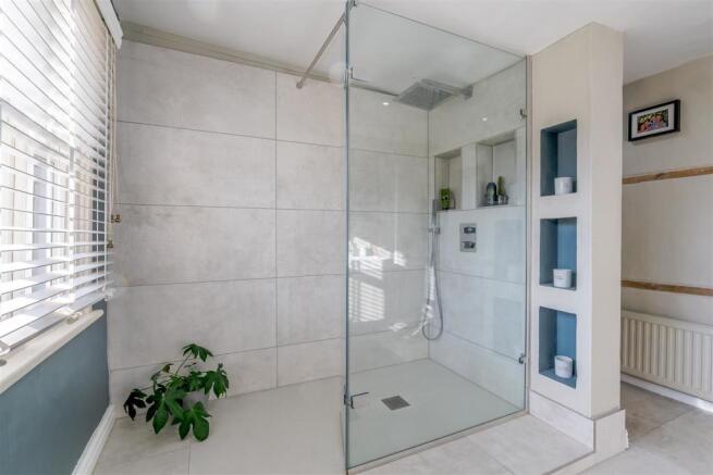 8490452-Interior34.jpg