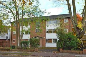 Flat 3, 38, Oakcroft Road, Blackheath, London SE13 7ED