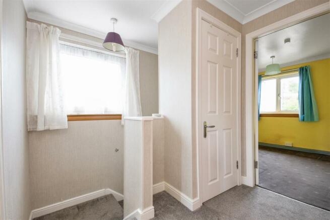 26 Linburn Grove 13.jpg