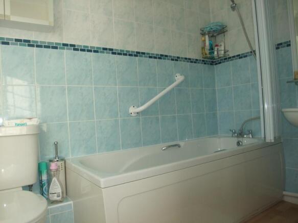 Photo 8