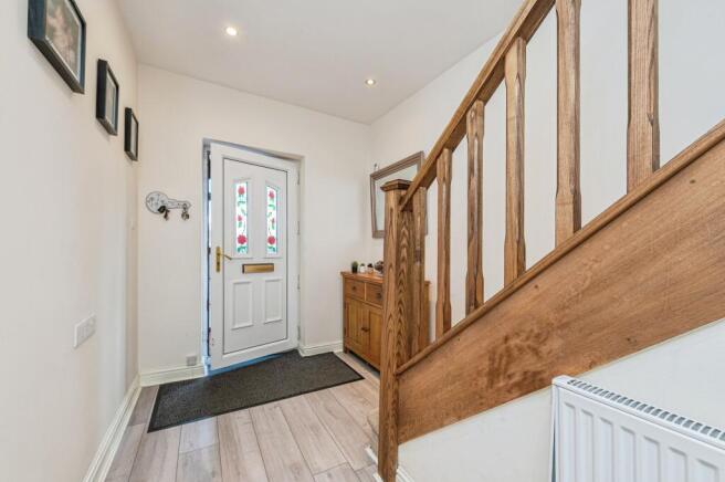 3 bed Semi-Detached for sale Image 8