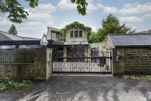 Samlyn Lodge, The Carriage Drive, Greetland, Halifax HX4 8HW