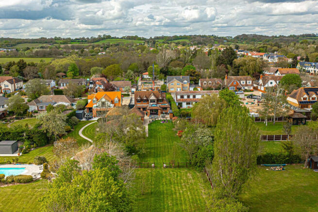 Homestead Road, Billericay, CM11 photo 4
