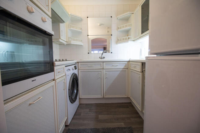 Rydal Court, Kingsbury Avenue, Bolton, BL1 5NJ photo 5