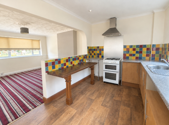 Lounge kitchen 1