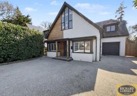 8, St Catherines Way, Christchurch BH23 2RD