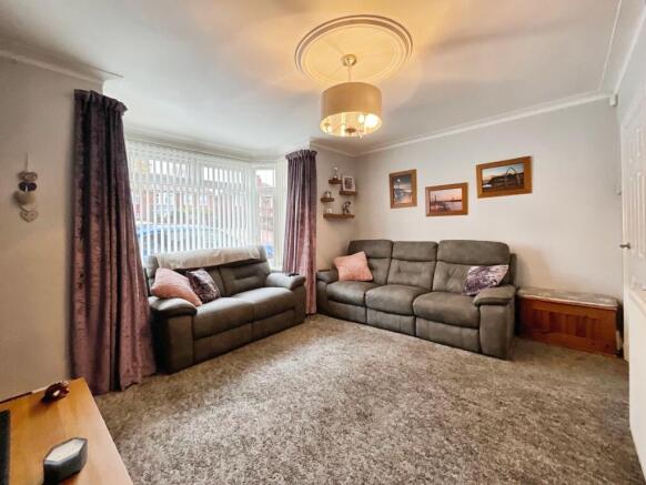 2 bed Semi-Detached for sale Image 8