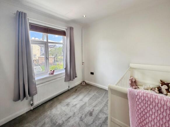 3 bed Semi-Detached for sale Image 9