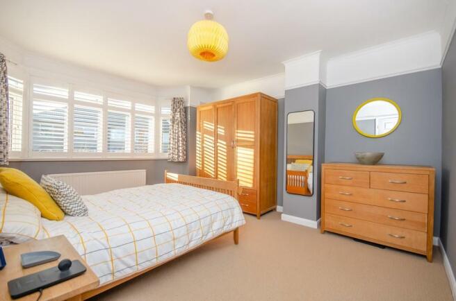 Bedroom 1.jpg