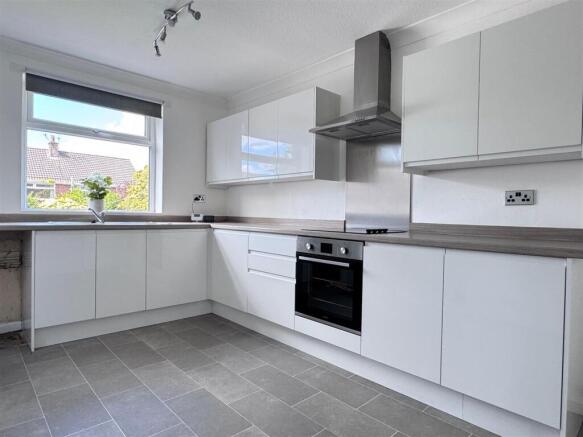 3-bed house on Eagle Crescent, Rainford, WA11, £243,000