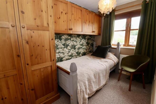 3 bed Semi-Detached for sale Image 10