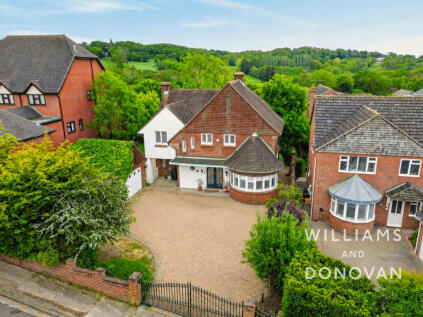Fernlea Road, South Benfleet