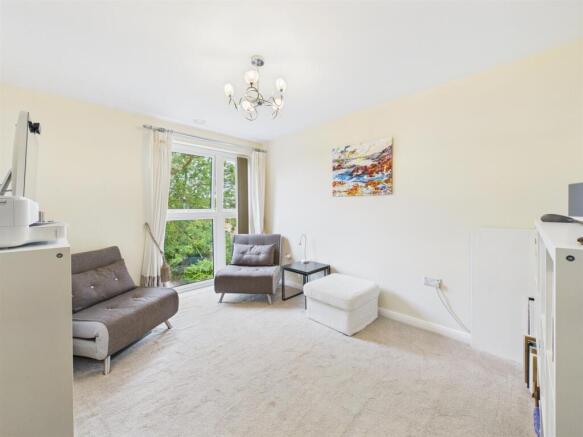 2 bed Retirement Property for sale Image 10