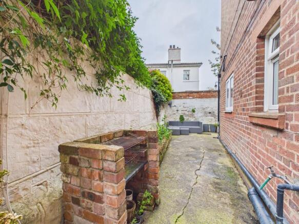 City Walls, Chester, CH1 photo 4