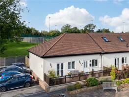 Bungalow 8, 17 Cavendish Gardens, Cavendish Avenue, Harrogate HG2 8HY