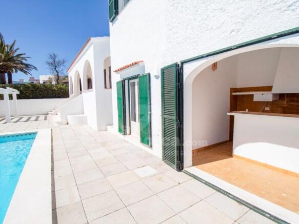 Villa with sea views in S'Algar