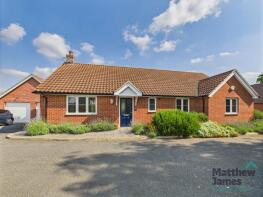 2, Mary Wright Way, Colchester CO5 0FA