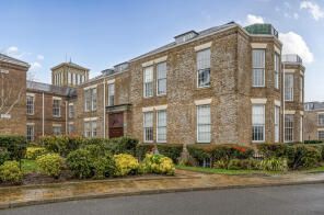 Flat 37, Princess Park Manor, Royal Drive, New Southgate, London N11 3FL