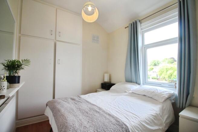 3 bed Terraced for sale Image 12