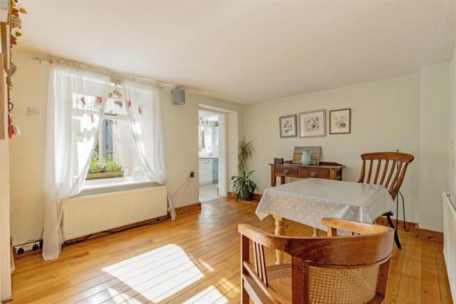 Dining Room-1.jpg