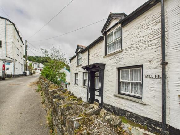 CAM05627G0-PR0007-STILL038