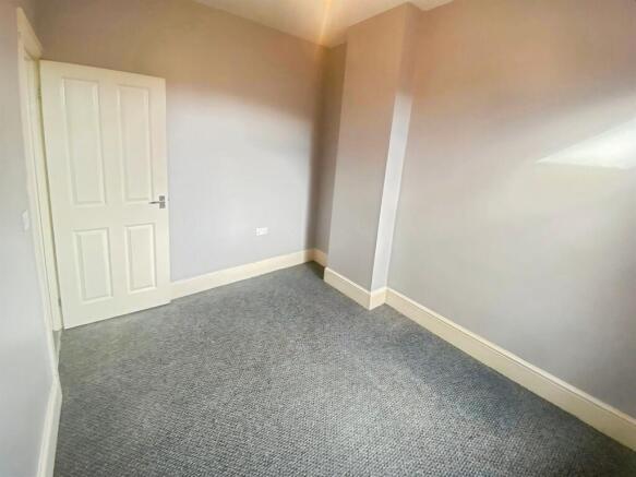 3 bed Terraced for sale Image 4